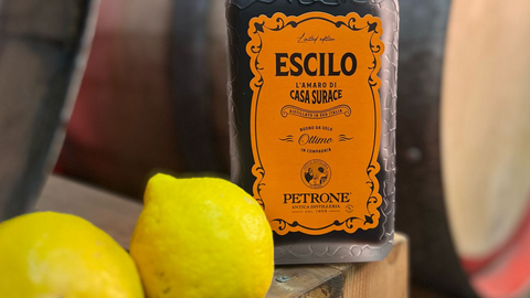 ESCILO - L’Amaro di Casa Surace: quando la tradizione incontra l'ironia