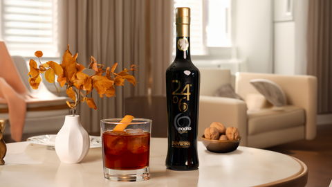 Black Negroni: la ricetta audace con l’anima del Nocino 2406 Petrone