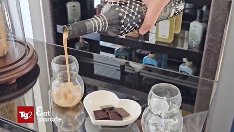 TG 2 Eat Parade | L'innovazione della tradizione, tra latte di bufala e affinamento subacqueo
