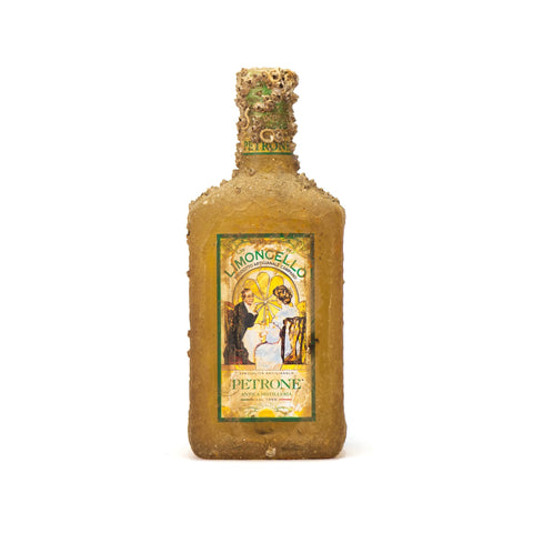 Limoncello affinato in mare